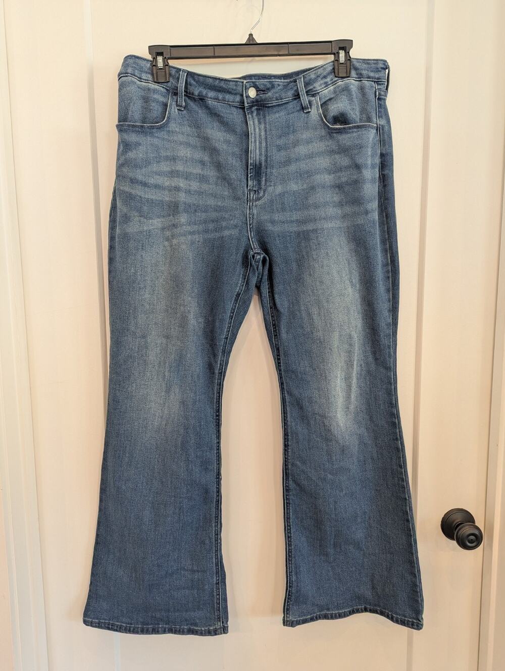 Old Navy Women's Size 16 High Rise WOW Flare Denim Jeans Wide Leg EUC